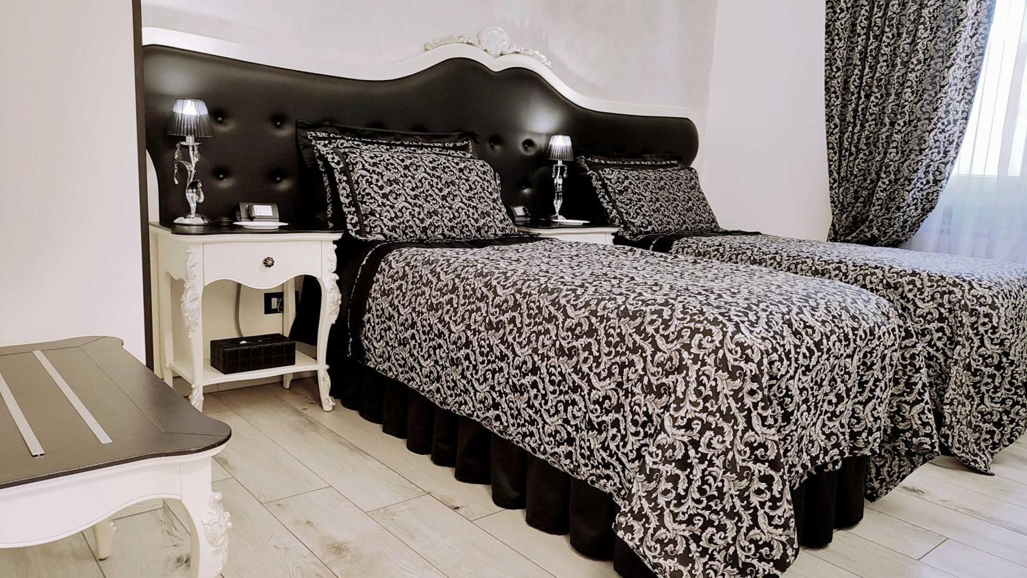 Alloggio Turistico Giulietta E Romeo - Intero Appartamento - Villafranca Di Verona, Zimmer, Holiday Rooms Exterior foto