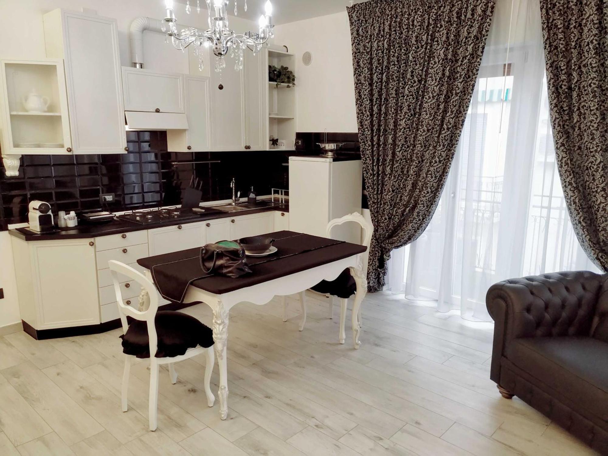 Alloggio Turistico Giulietta E Romeo - Intero Appartamento - Villafranca Di Verona, Zimmer, Holiday Rooms Exterior foto