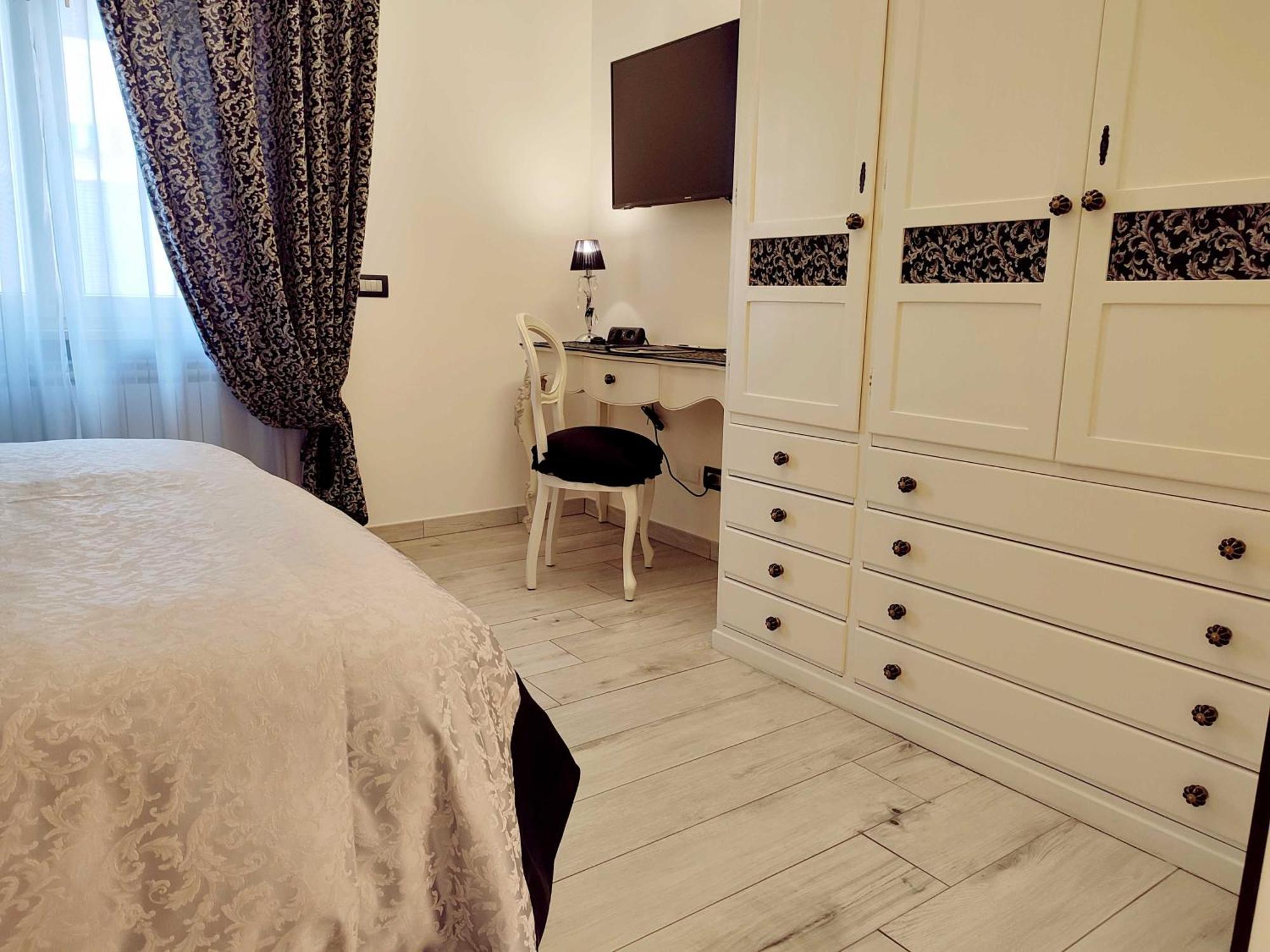 Alloggio Turistico Giulietta E Romeo - Intero Appartamento - Villafranca Di Verona, Zimmer, Holiday Rooms Exterior foto